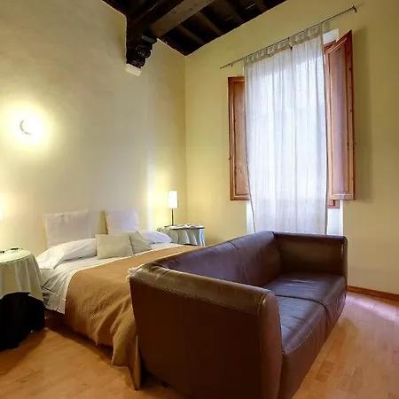 Pitti Living Hotel Florencia